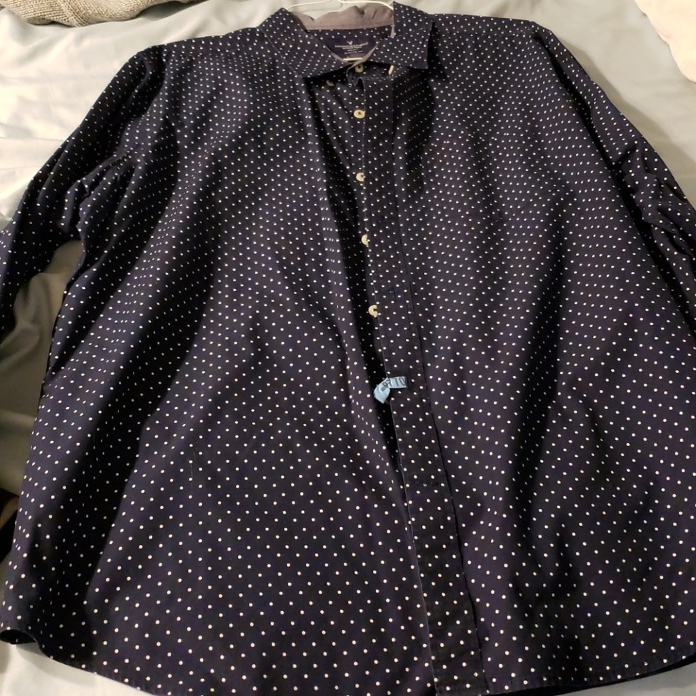 American eagle button up